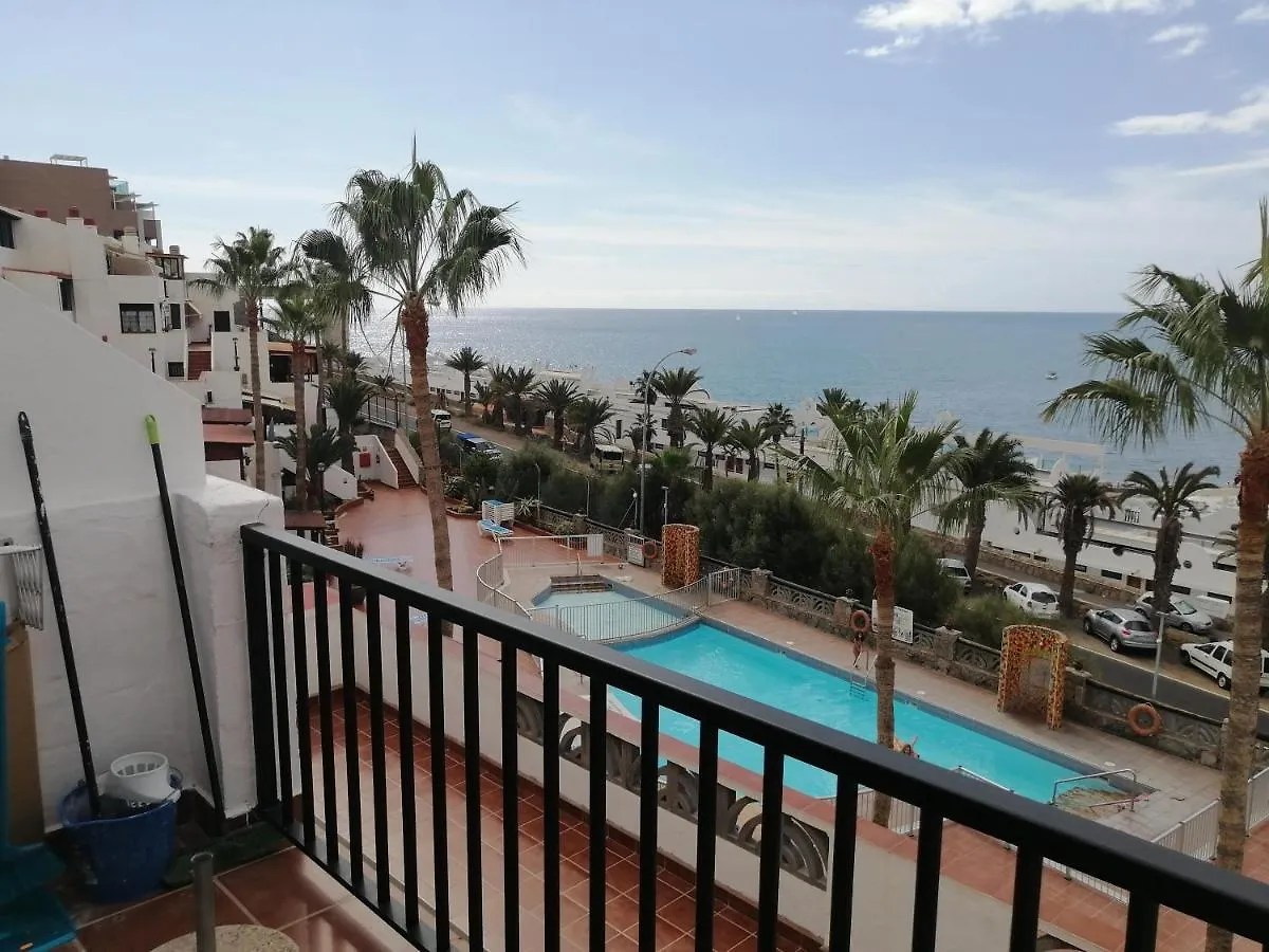 Amazing View Holiday Home Near Of The Sea Mogan Apartment
