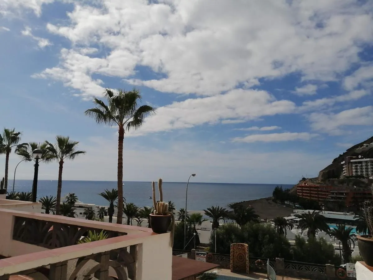 Apartment Amazing View Holiday Home Near Of The Sea Mogan